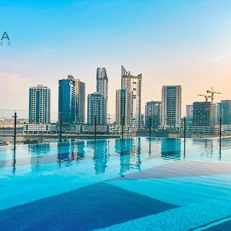 Mira Holiday Homes - Newly Furnished Studio In Downtown Dubaj Kültér fotó