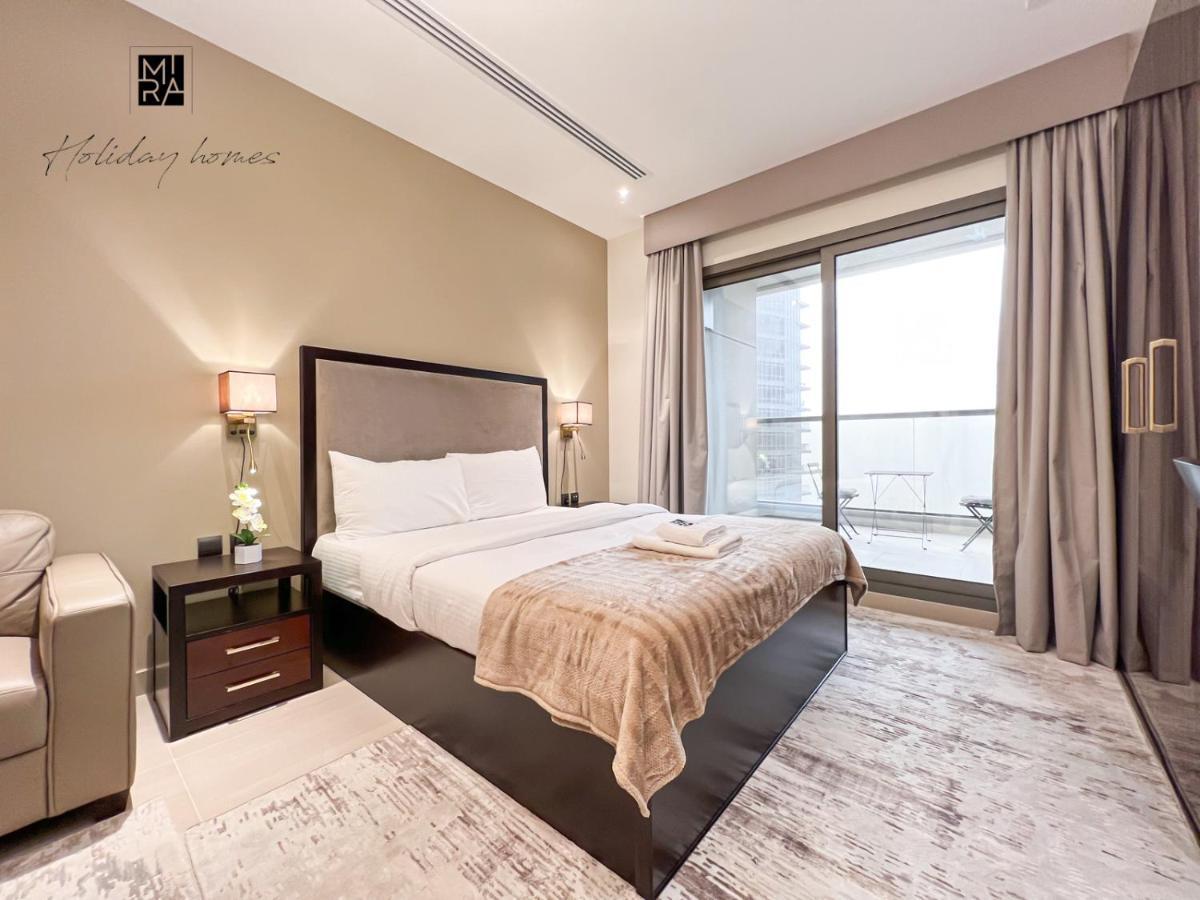 Mira Holiday Homes - Newly Furnished Studio In Downtown Dubaj Kültér fotó